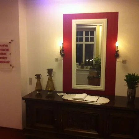 Klover Es Hotel Hellevad