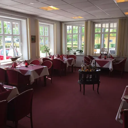 Klover Es Hotel Hellevad